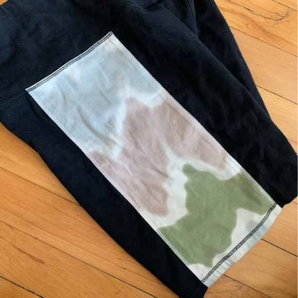 Vans Tie Dye Panel Biker Shorts - Picture 5 of 5